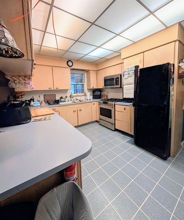 1703  Fairmount Avenue - , VINELAND