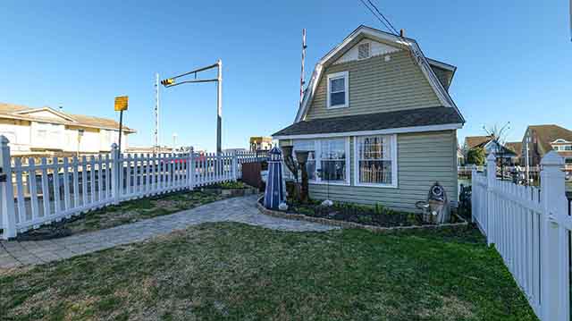 104 N Derby - , VENTNOR CITY