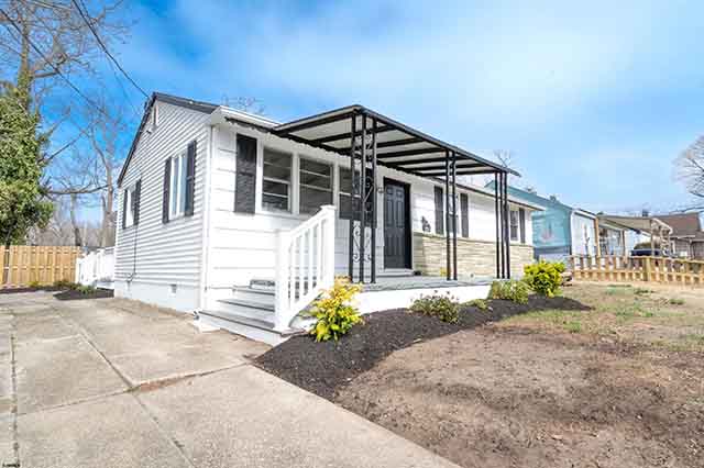 28 W Thompson - , PLEASANTVILLE