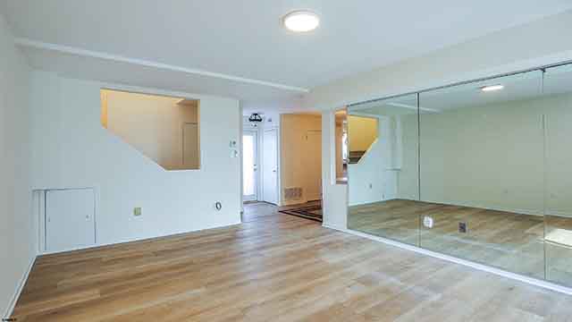 4 N 26th - , LONGPORT