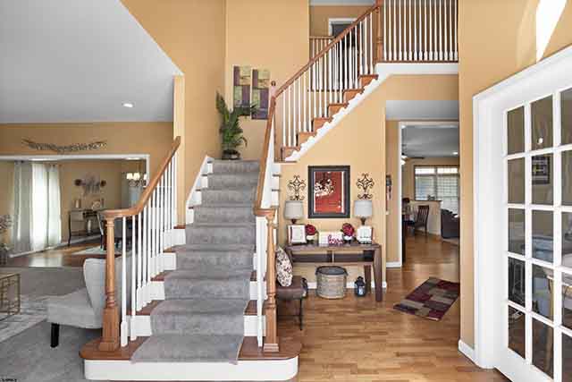 970  Venezia Ave - , VINELAND