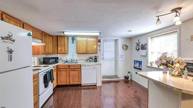 732  Wesley - , OCEAN CITY