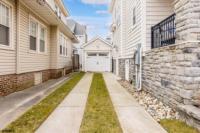 28 S Huntington - , MARGATE CITY
