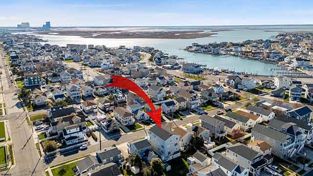 115  4th St S - , BRIGANTINE