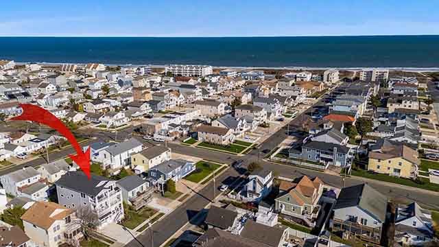 115  4th St S - , BRIGANTINE