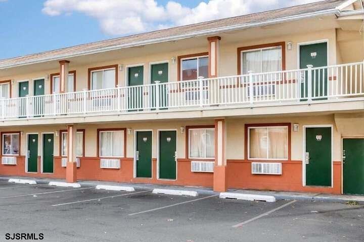 200 E White Horse - 1, ABSECON