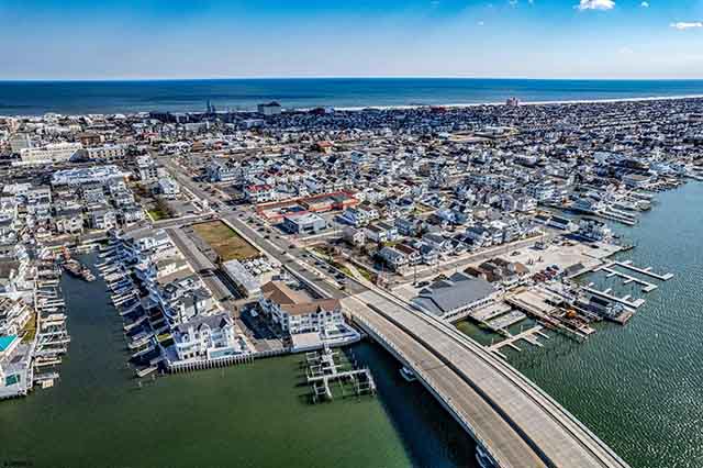 900-908  Bay - , PLEASANTVILLE