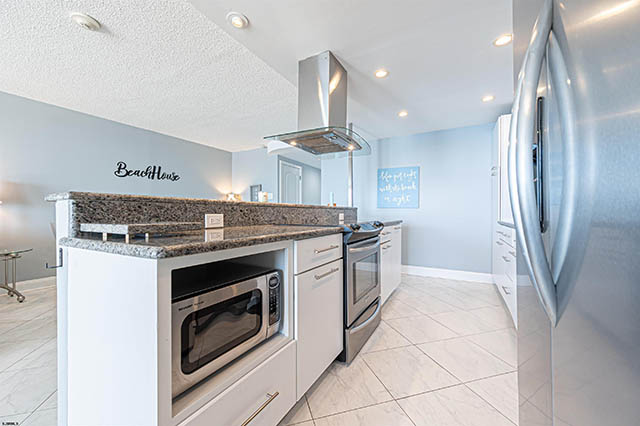 9600  Atlantic - , MARGATE CITY