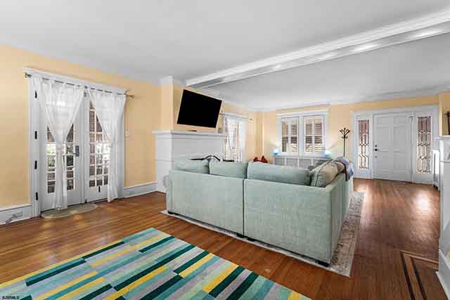 6511  Atlantic - , VENTNOR CITY