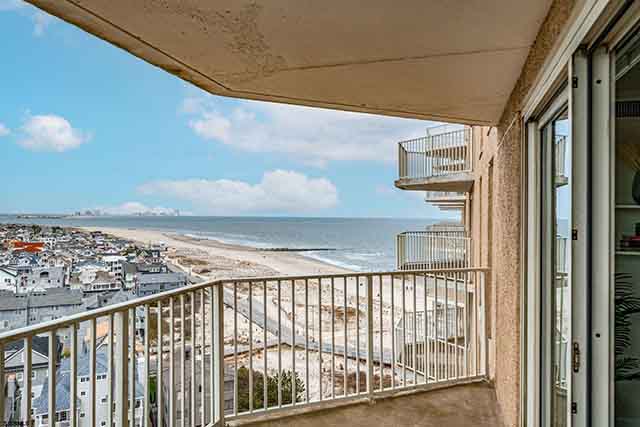 322  Boardwalk - , OCEAN CITY