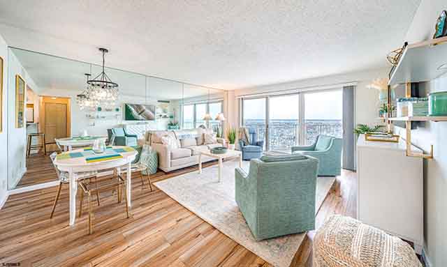 322  Boardwalk - , OCEAN CITY