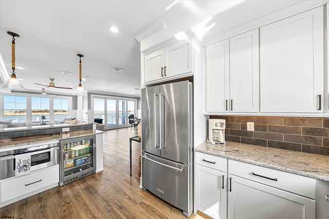 65  Walton - , OCEAN CITY