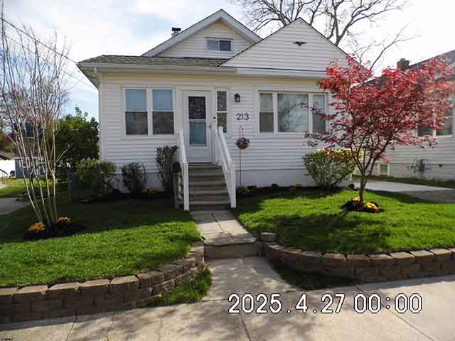 213  Roosevelt - , NORTHFIELD