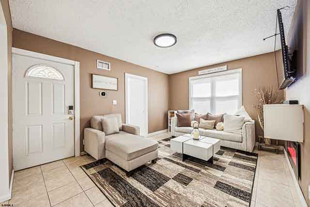 1146 E Wheat Rd - , VINELAND
