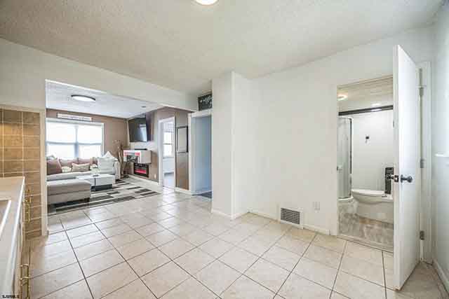 1146 E Wheat Rd - , VINELAND