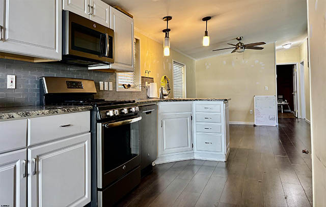 811  1st - , NORTHFIELD