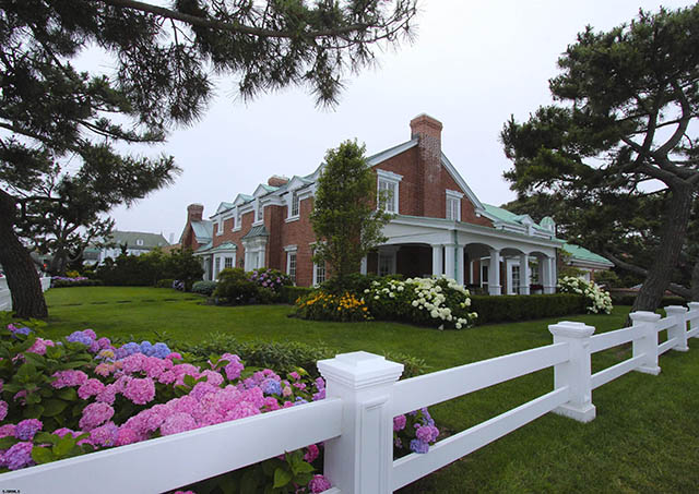 5801  Atlantic - , VENTNOR CITY