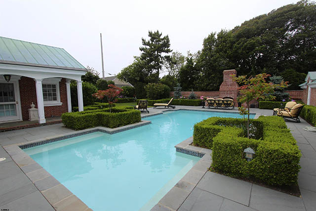 5801  Atlantic - , VENTNOR CITY