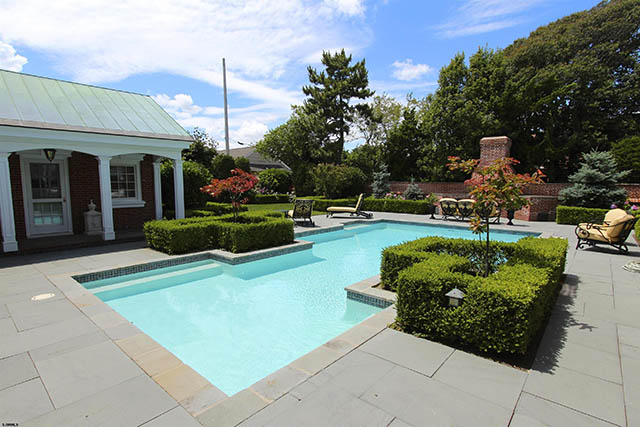 5801  Atlantic - , VENTNOR CITY