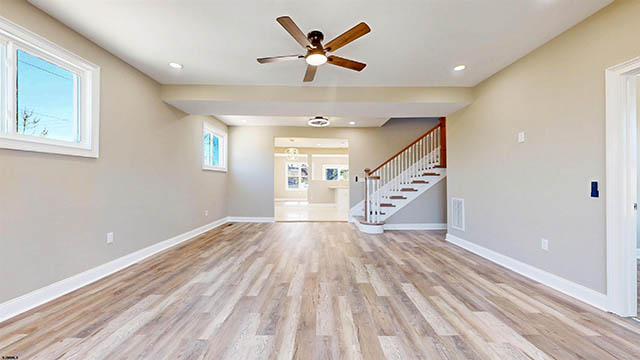 7017  Black Horse Pike - , PLEASANTVILLE
