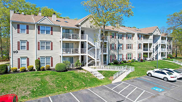 120  Iroquois Drive - , ABSECON
