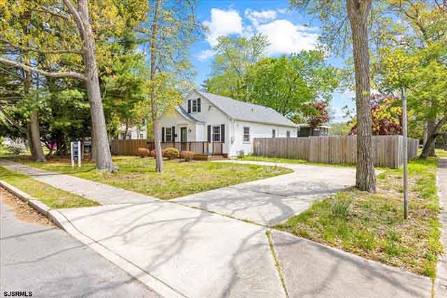 626  1st - , NORTHFIELD