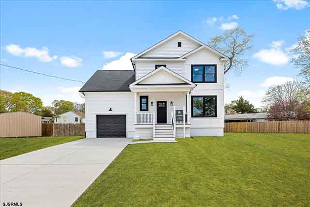 607  Lake - , NORTHFIELD