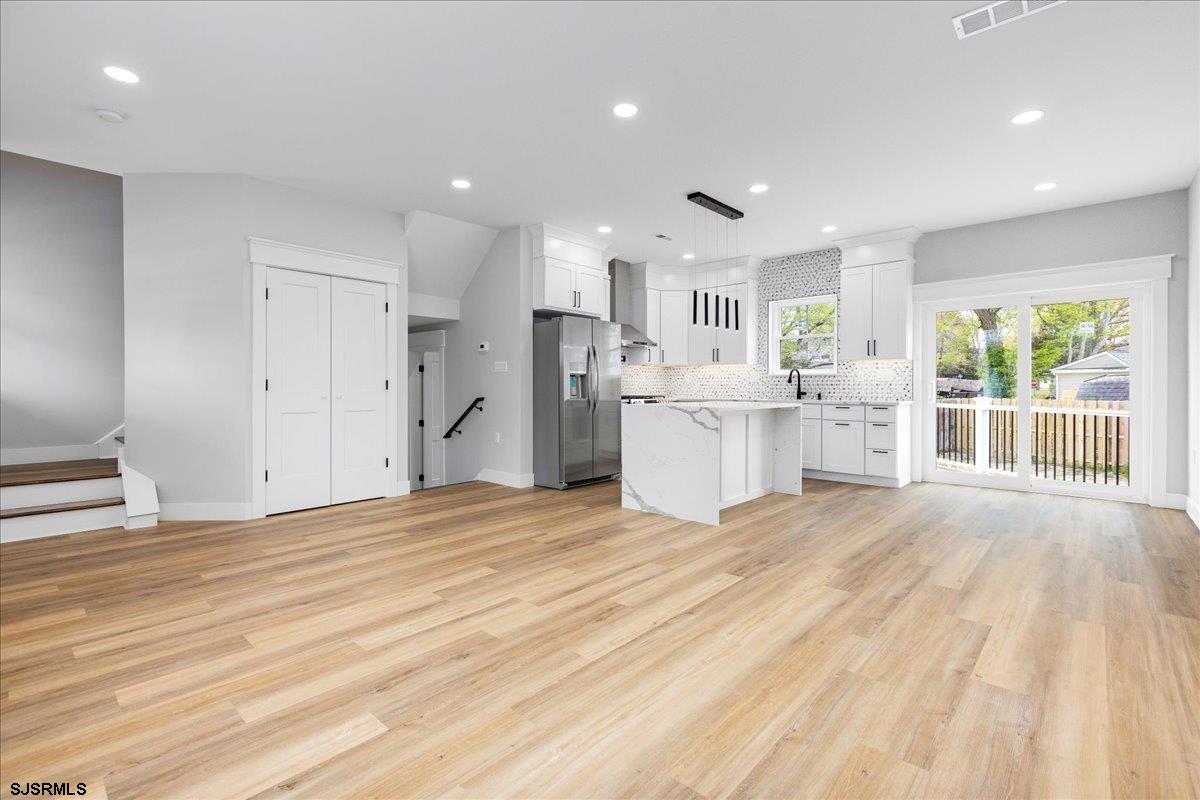 607  Lake - , NORTHFIELD