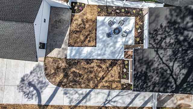 933  Oak Grove - , LINWOOD