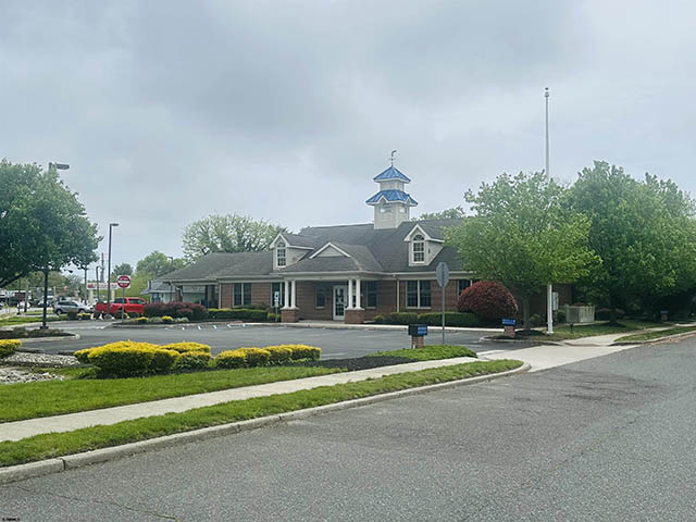 1101  Tilton - , NORTHFIELD