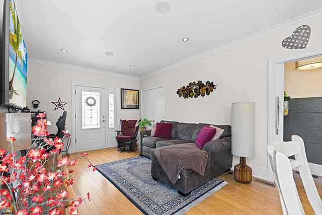 203  Roosevelt Ave - , NORTHFIELD