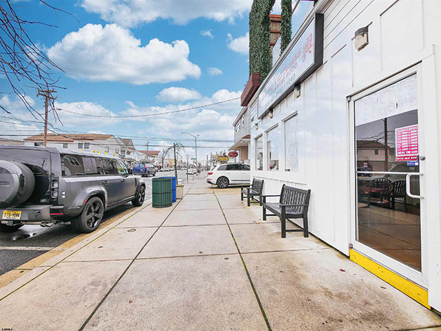 9402  Ventnor - , MARGATE CITY