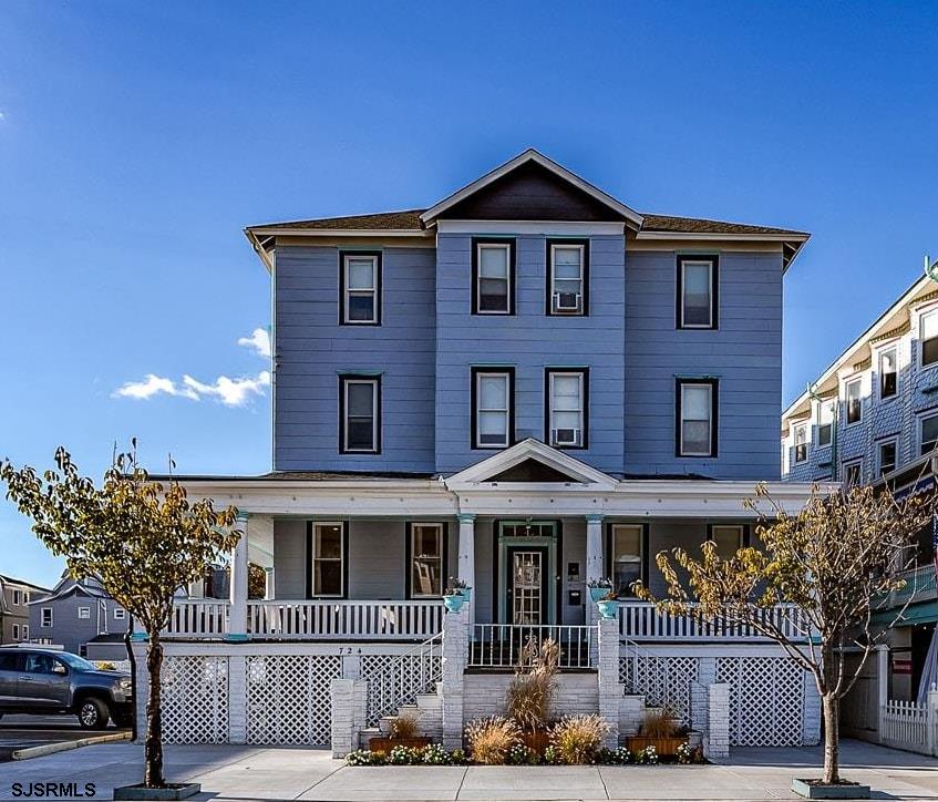 724  Ocean - , OCEAN CITY
