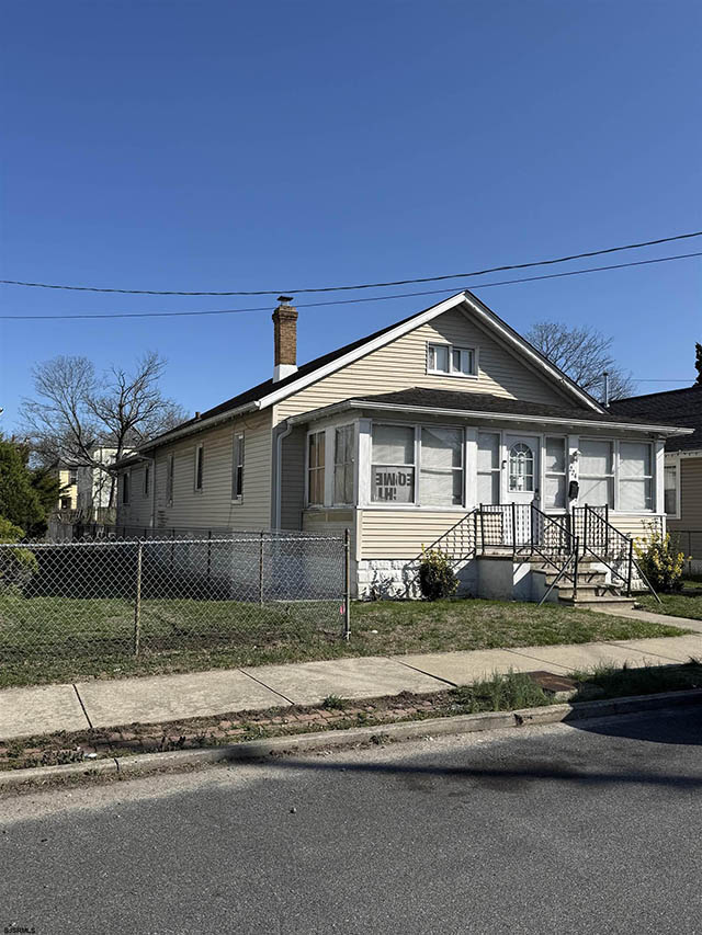 PLEASANTVILLE REAL ESTATE - 224  Linden