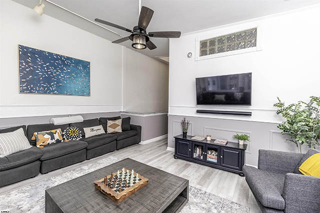 4825  Atlantic - , VENTNOR CITY
