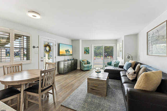 2705  Ventnor - , LONGPORT
