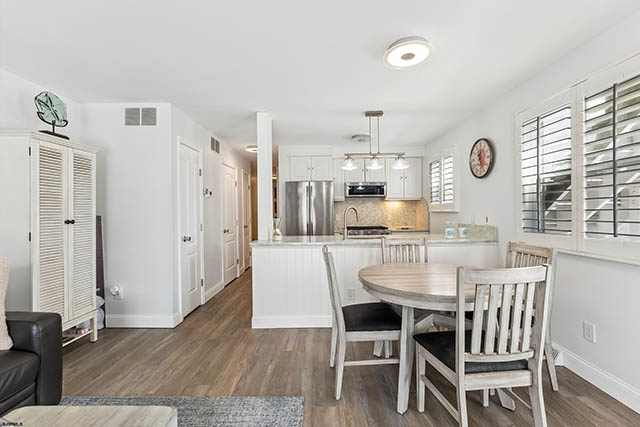 2705  Ventnor - , LONGPORT