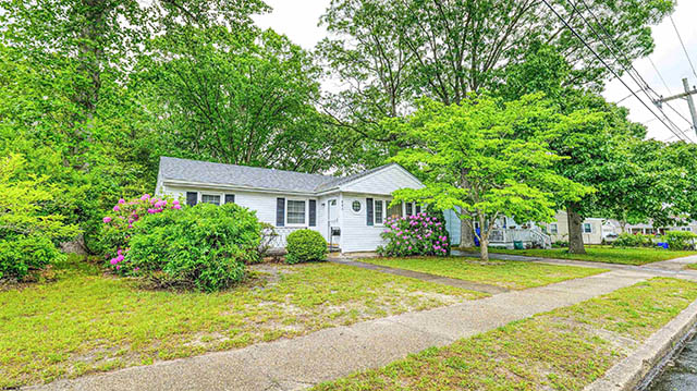 205  Ridgewood - , NORTHFIELD
