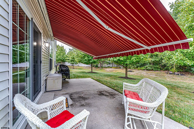 123  Bluebell - , PLEASANTVILLE
