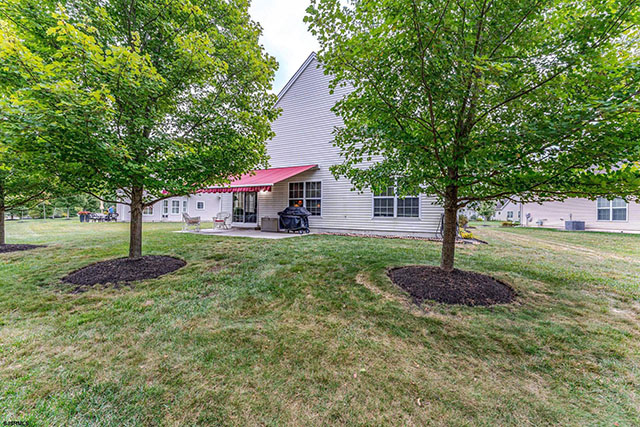 123  Bluebell - , PLEASANTVILLE