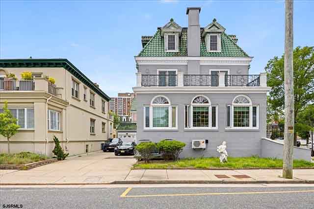 4300  Atlantic - , ATLANTIC CITY