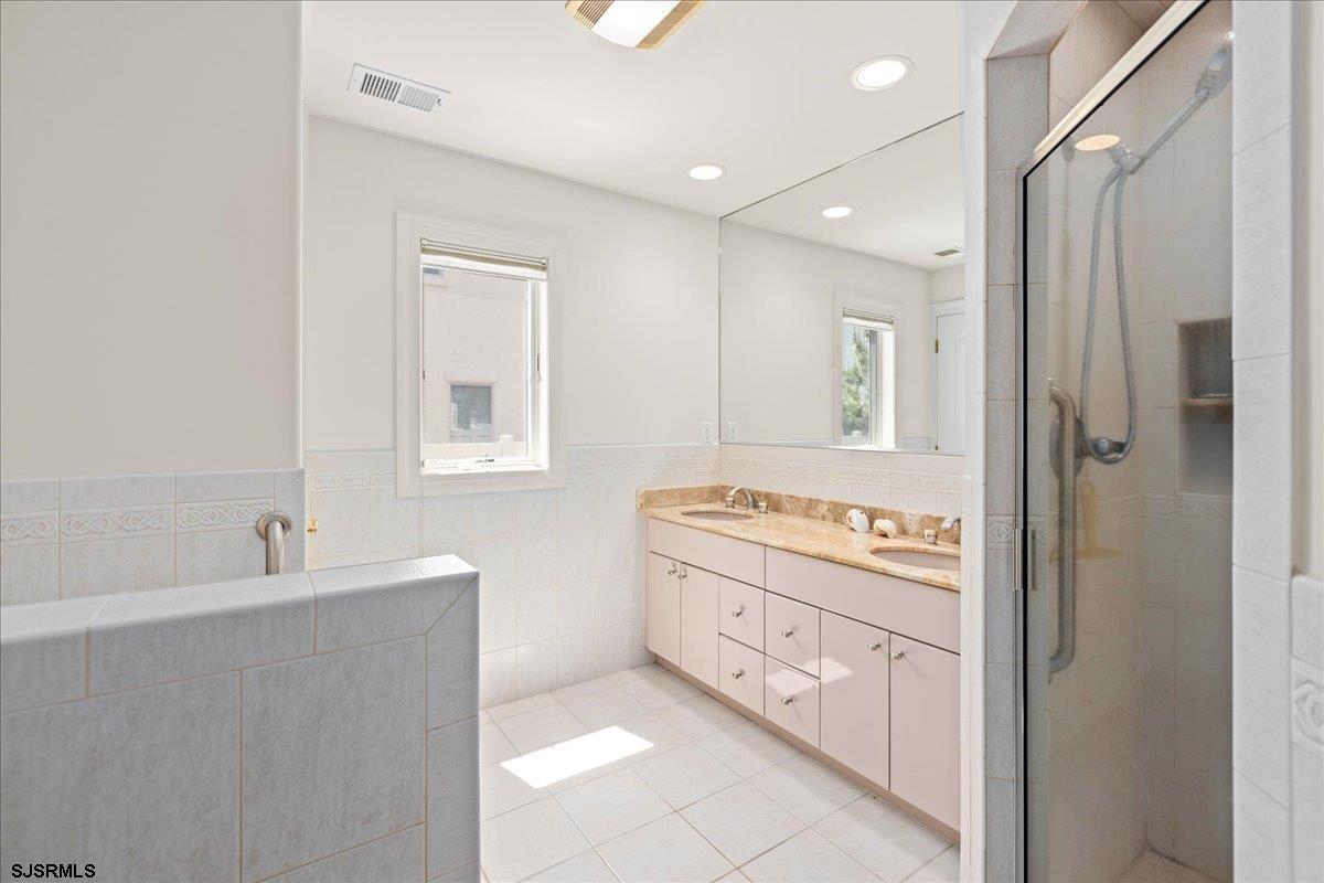 102 S 32nd - , LONGPORT