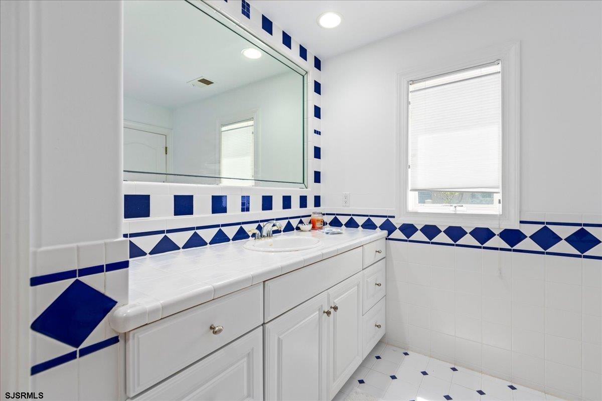 102 S 32nd - , LONGPORT