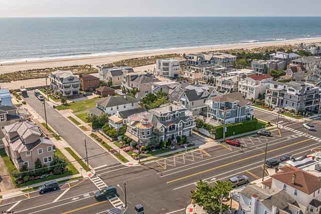 2404  Atlantic - , LONGPORT