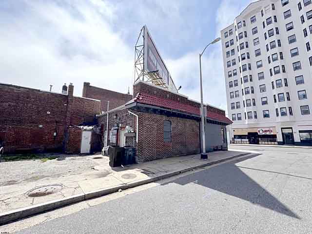 1318  Pacific Avenue - , ATLANTIC CITY