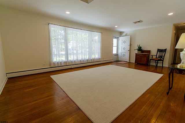 2044  Cedarbridge - , NORTHFIELD