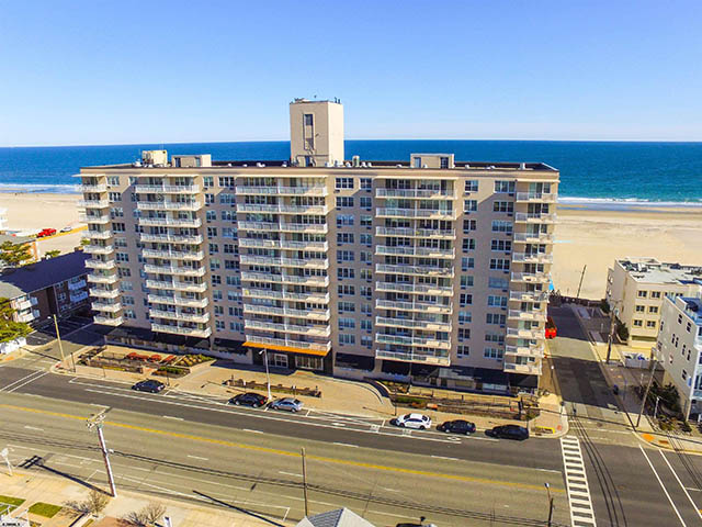 9400  Atlantic - , MARGATE CITY