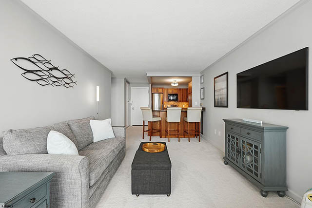111 S 16th Ave - , LONGPORT