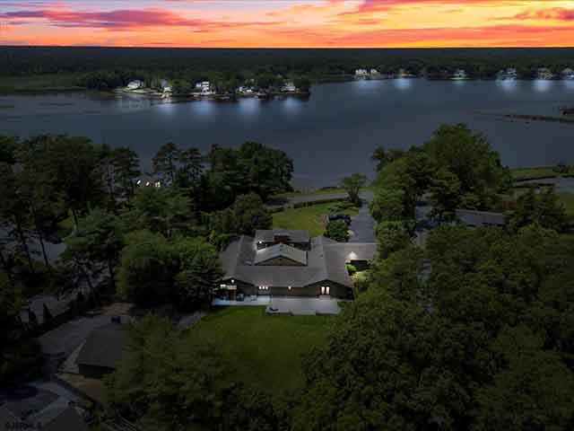401  Clarkstown - , MAYS LANDING
