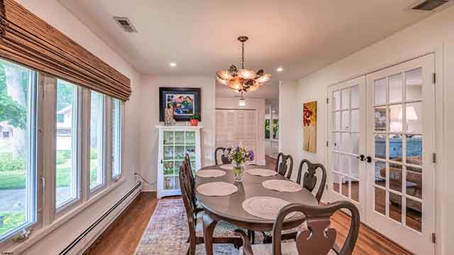 9  Lesley - , NORTHFIELD